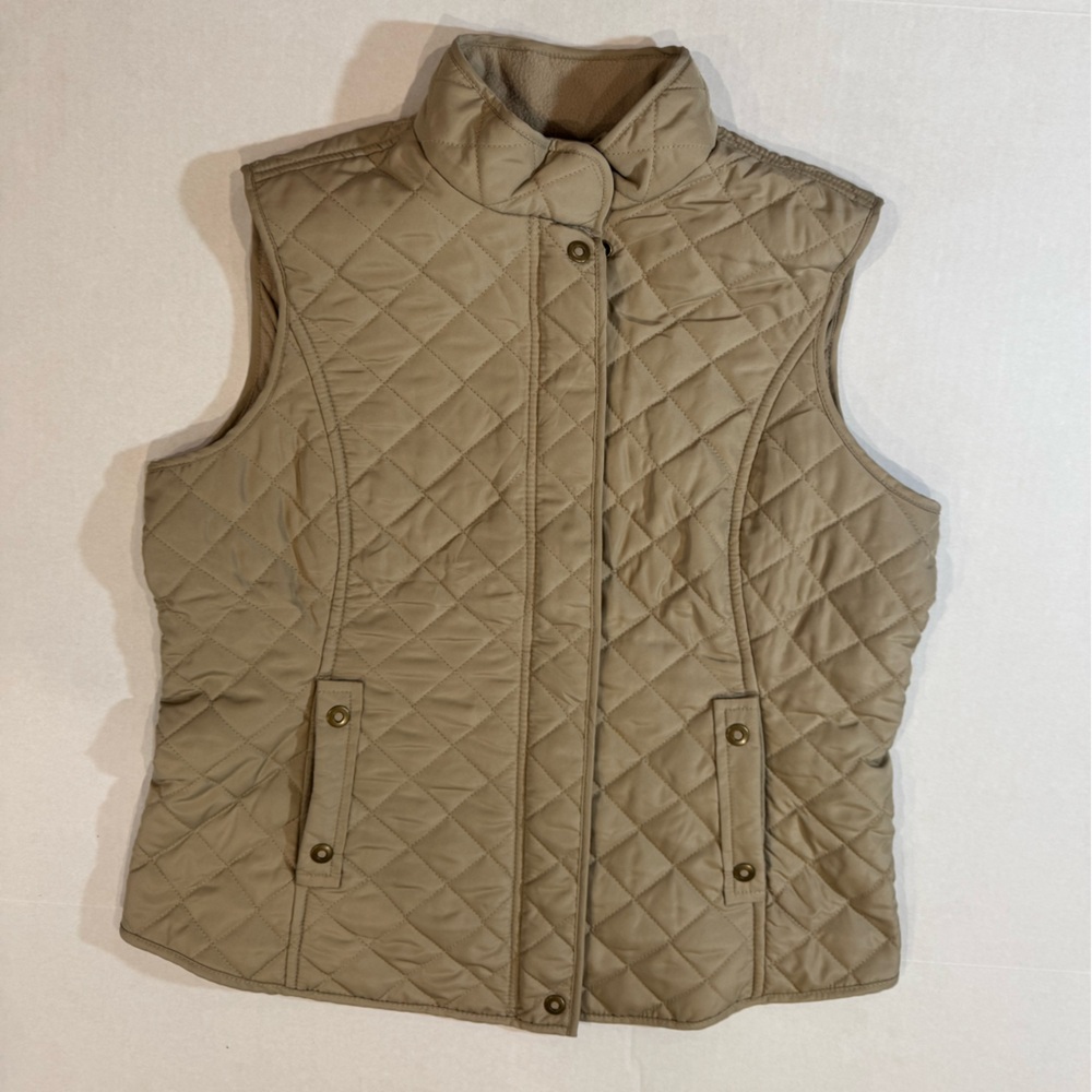 Van Heusen Quilted Beige Women's Full zip vest with pockets size medium